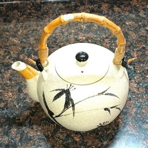 Vintage Japanese Teapot 🫖 Bamboo art Design